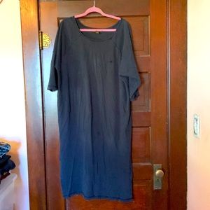Donna Karan nightgown size petite